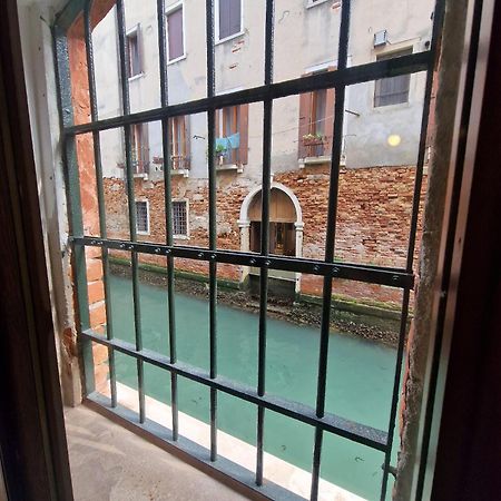 Venice Canal Екстериор снимка